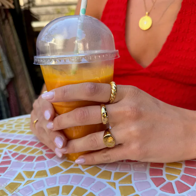 Frida Leonore Current ring i forgylt stål
