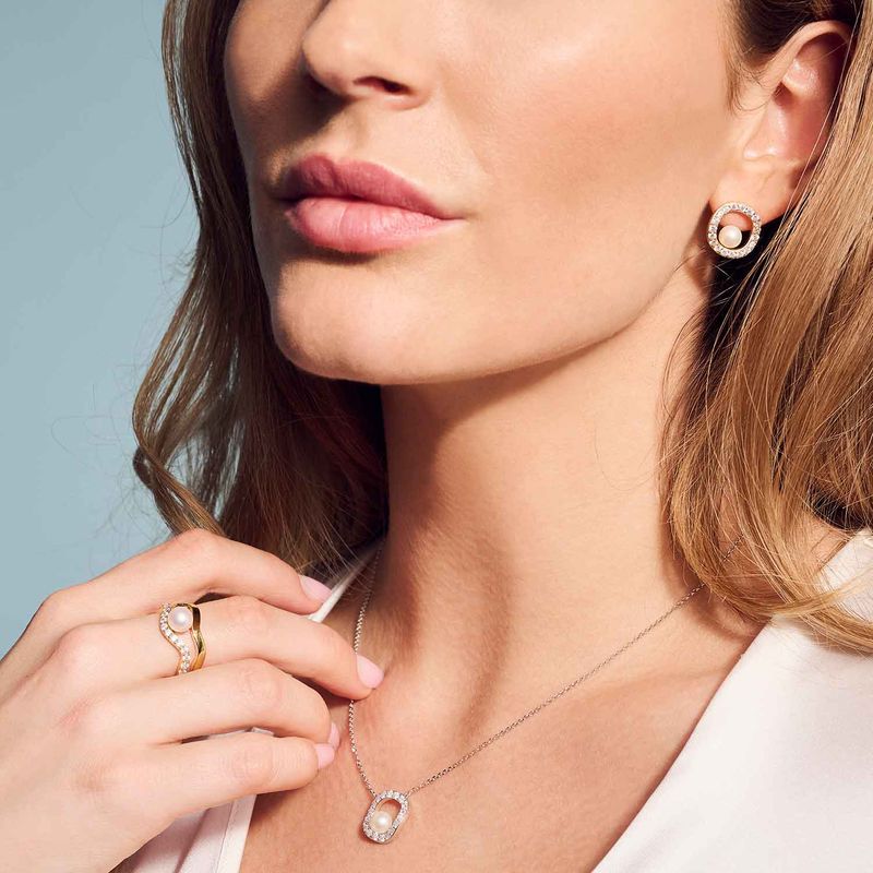 SJ Ørepynt Ponza Cirkola hvit forgylt